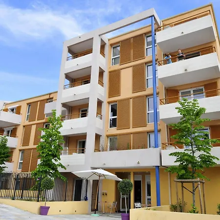 Aparthotel Le Virginia By Popinns 3*